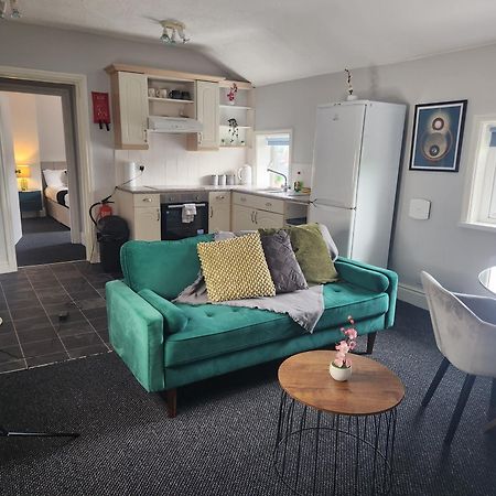Cottage Style 2 Bedroom Apt In City, Near Utilita Arena & Free Parking Birmingam Exterior foto
