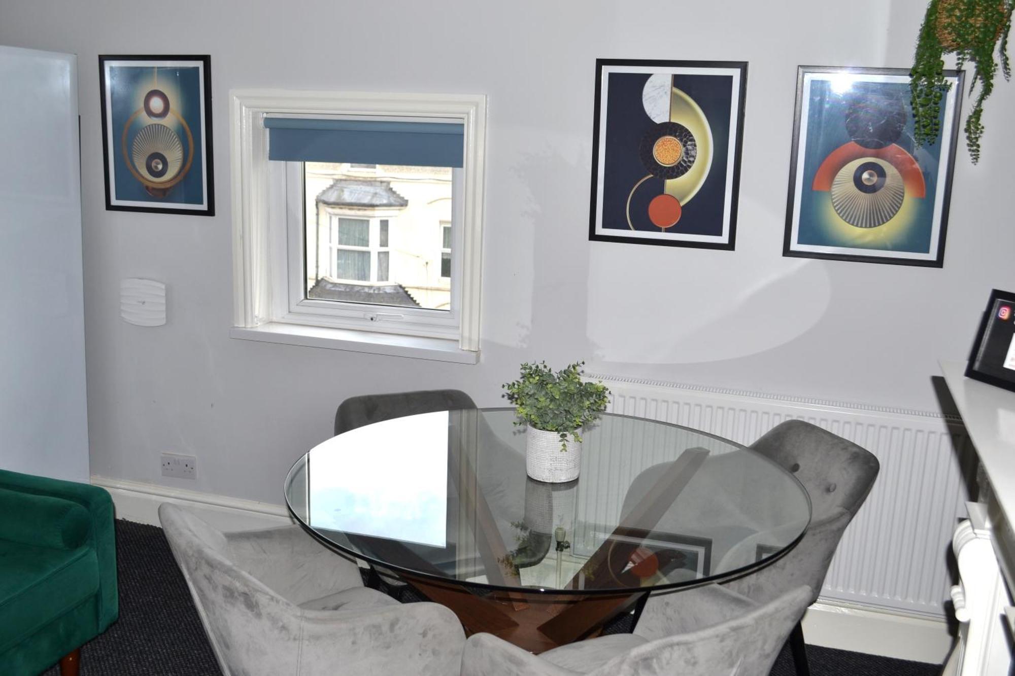 Cottage Style 2 Bedroom Apt In City, Near Utilita Arena & Free Parking Birmingam Exterior foto