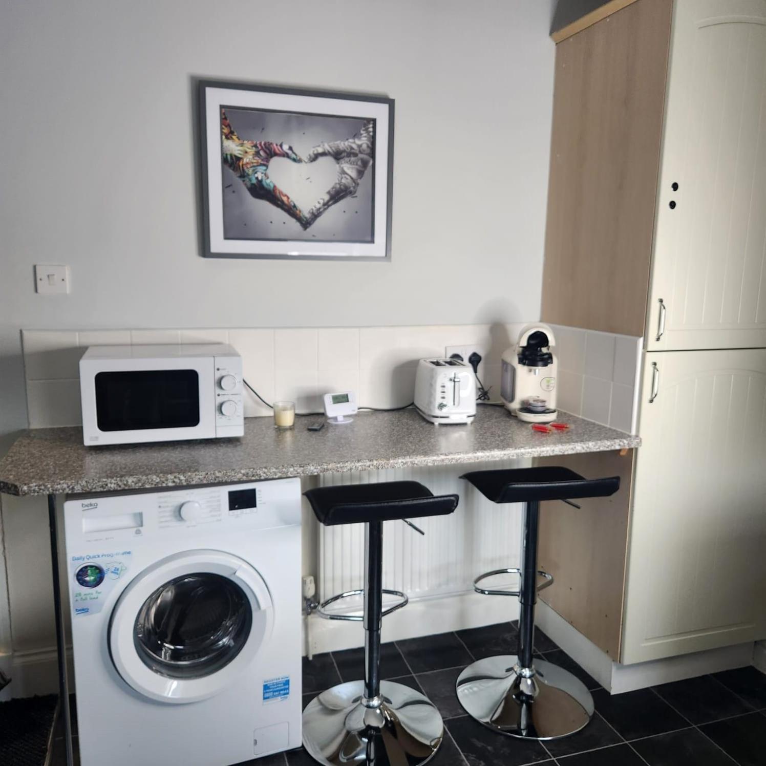 Cottage Style 2 Bedroom Apt In City, Near Utilita Arena & Free Parking Birmingam Exterior foto